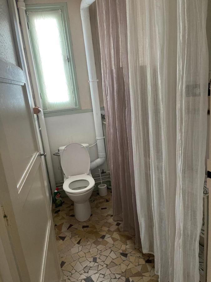 Apartmán Erliz Noyon Exteriér fotografie